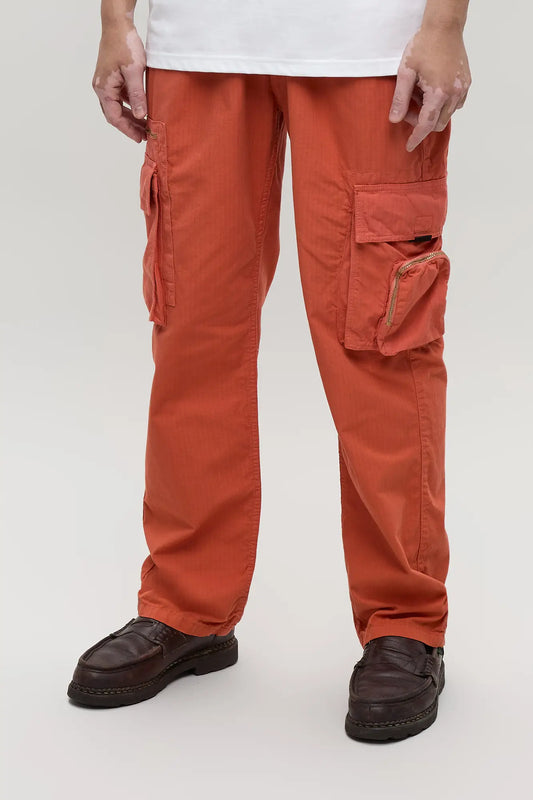 UTILITY_PANT_GRENADE